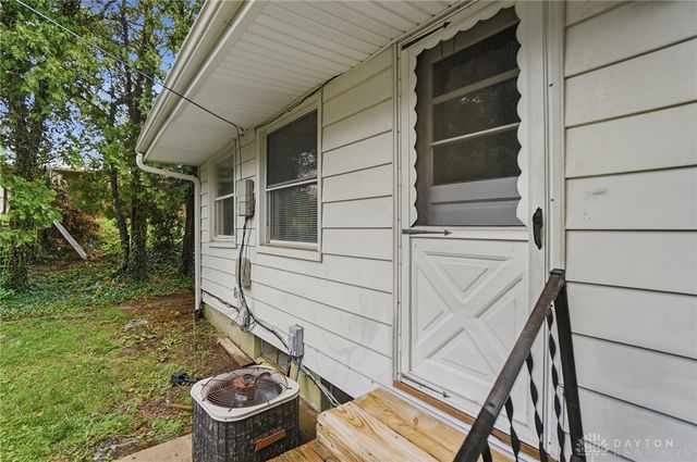 316 E Doris Drive, Fairborn, OH 45324