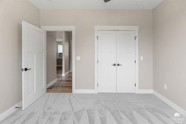 1905 Arbor Lane, Wamego, KS 66547