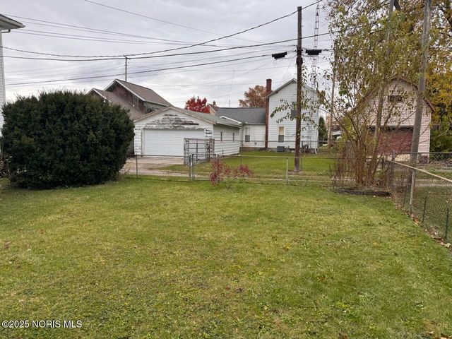 408 S Monroe Street, Montpelier, OH 43543