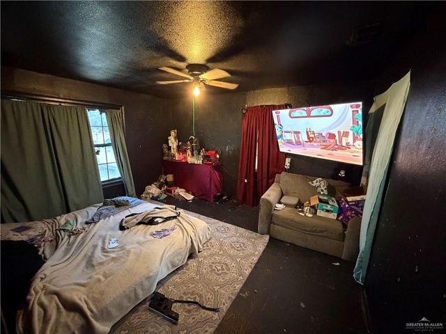 4901 N Denkhaus Boulevard, Edinburg, TX 78541