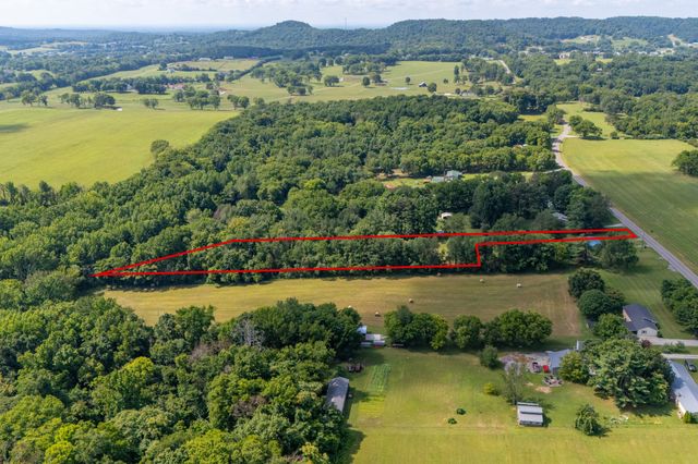 1136 Elmore Rd, Eagleville, TN 37060