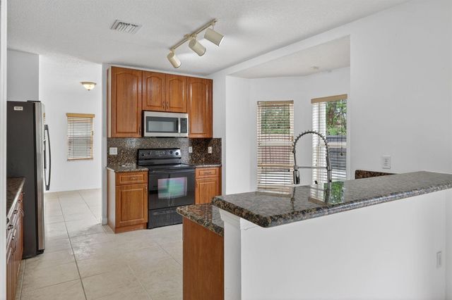 1975 NE 36th Avenue, Homestead, FL 33033