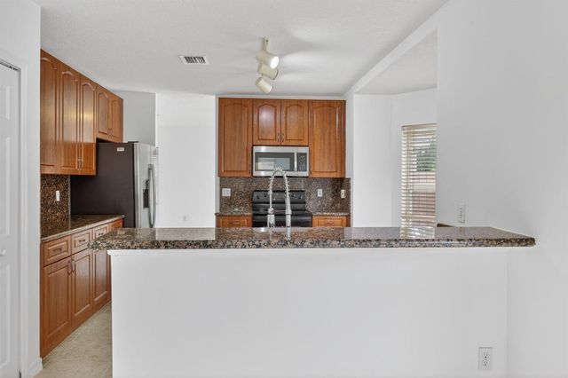 1975 NE 36th Avenue, Homestead, FL 33033