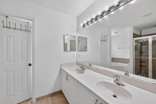 1975 NE 36th Avenue, Homestead, FL 33033