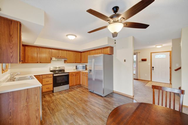 3513 E 43rd Street, Des Moines, IA 50317