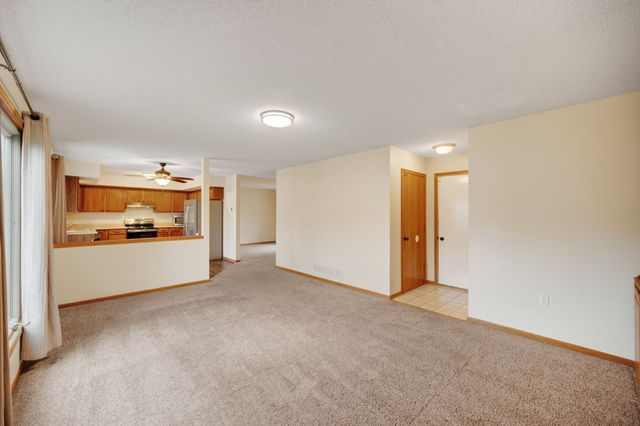 3513 E 43rd Street, Des Moines, IA 50317