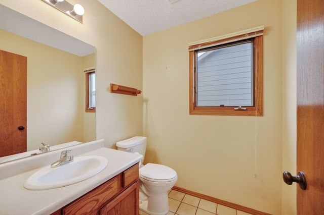 3513 E 43rd Street, Des Moines, IA 50317