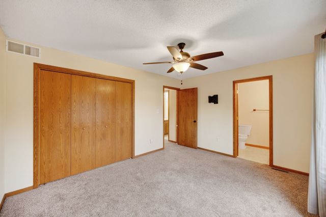 3513 E 43rd Street, Des Moines, IA 50317