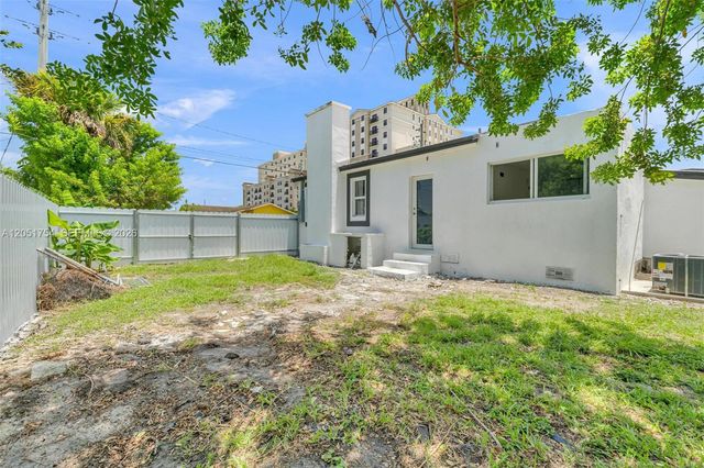 5364 NW 29th Ave, Miami, FL 33142