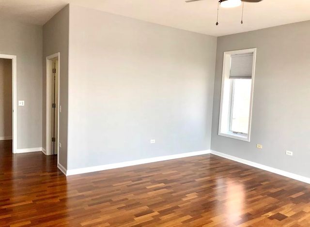 5036 W Pensacola Avenue 401, Chicago, IL 60641