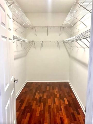 5036 W Pensacola Avenue 401, Chicago, IL 60641