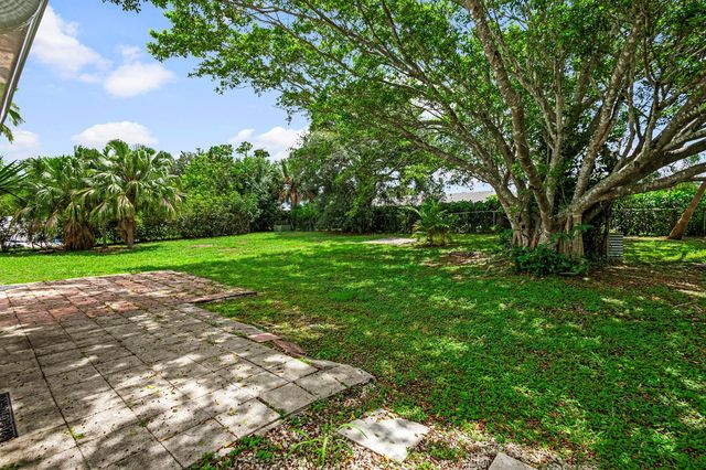 766 SW Belmont Circle, Port St. Lucie, FL 34953