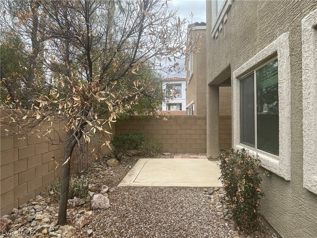 4 Ladasa Court, Henderson, NV 89074