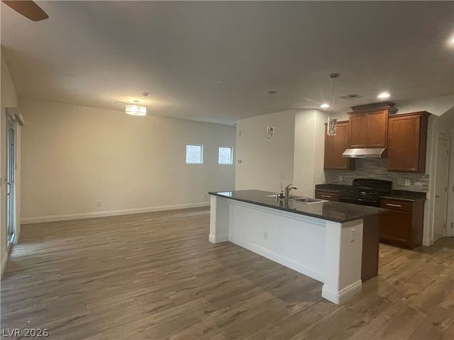 4 Ladasa Court, Henderson, NV 89074