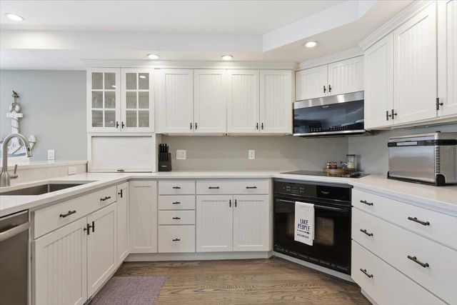 10 cross Street, Windham, NH 03087