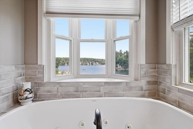 10 cross Street, Windham, NH 03087