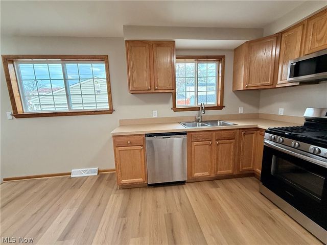 4617 Andover Avenue, Lorain, OH 44055