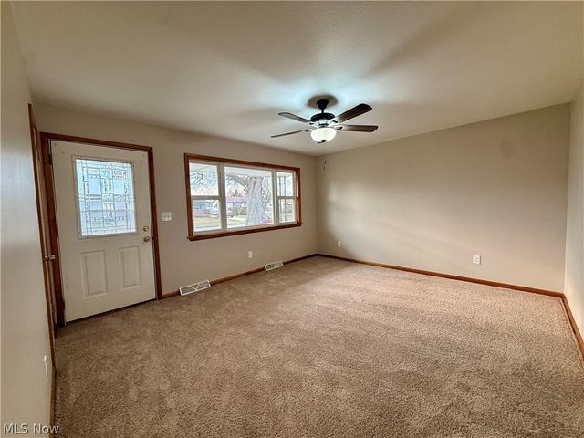 4617 Andover Avenue, Lorain, OH 44055