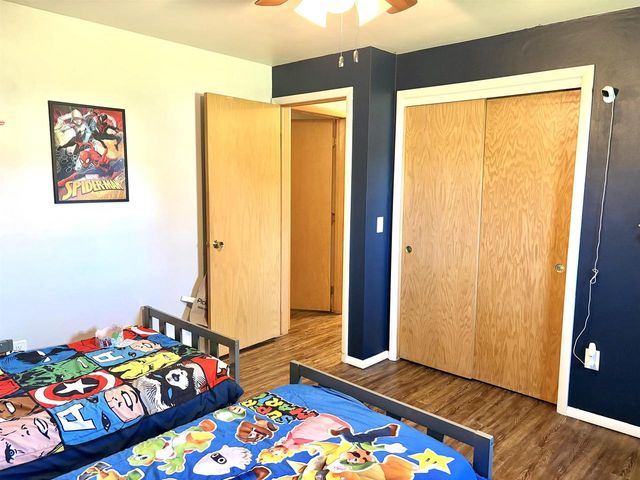 916 LONDON STREET, Menasha, WI 54952