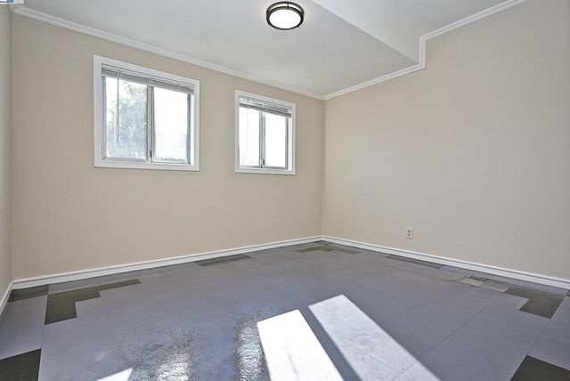 314 Sparling Dr, Hayward, CA 94544