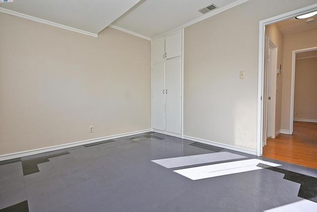 314 Sparling Dr, Hayward, CA 94544