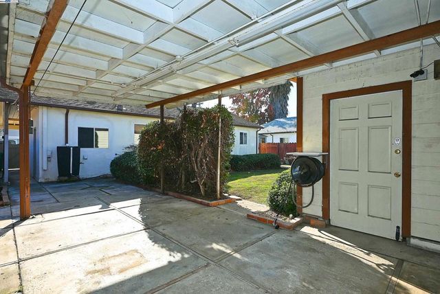 314 Sparling Dr, Hayward, CA 94544