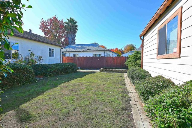 314 Sparling Dr, Hayward, CA 94544