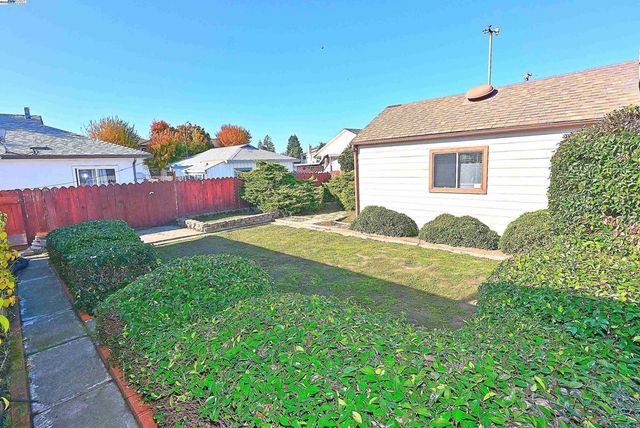 314 Sparling Dr, Hayward, CA 94544