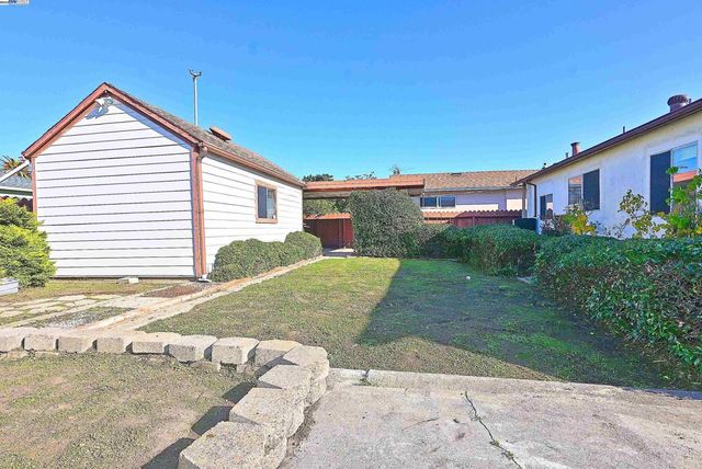 314 Sparling Dr, Hayward, CA 94544