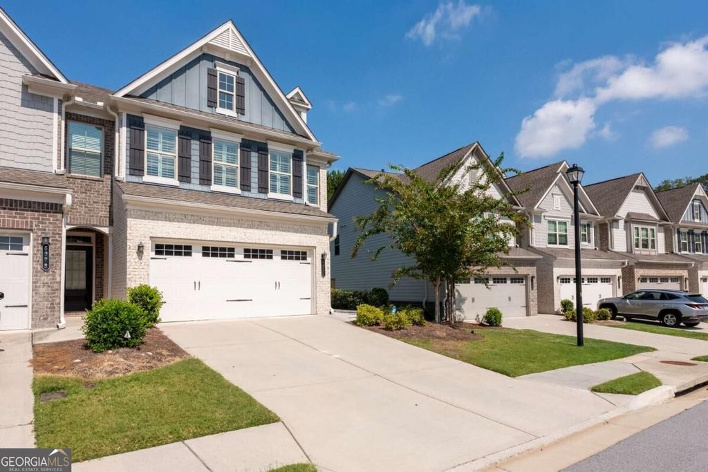 6388 Lanier Harbor Landing, Buford, GA 30518 — photo 3