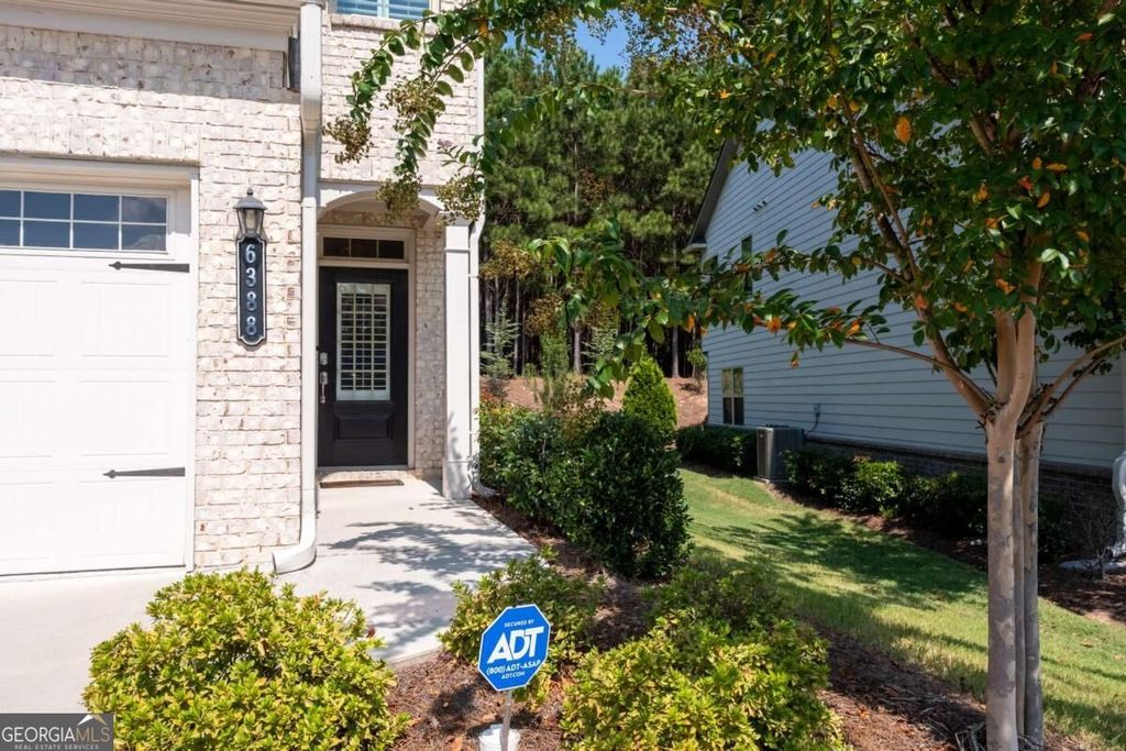 6388 Lanier Harbor Landing, Buford, GA 30518 — photo 5