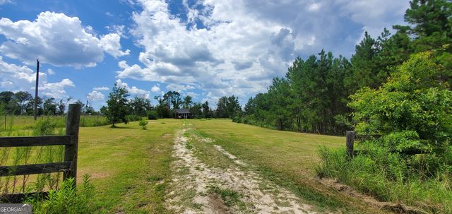 38 W Highway 46, Lyons, GA 30436