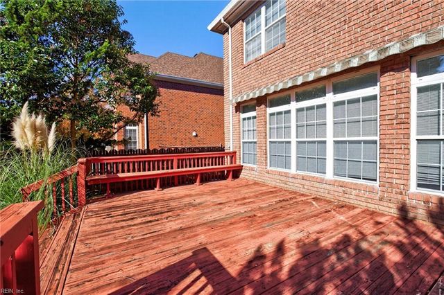 2301 Souverain LN, Virginia Beach, VA 23454