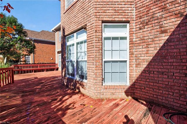 2301 Souverain LN, Virginia Beach, VA 23454