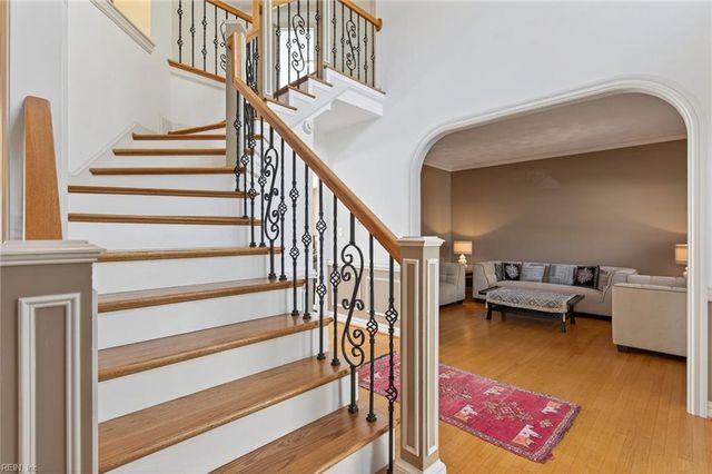 2301 Souverain LN, Virginia Beach, VA 23454