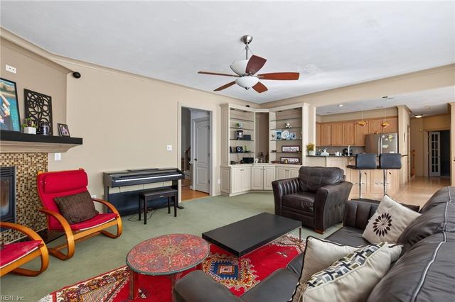 2301 Souverain LN, Virginia Beach, VA 23454