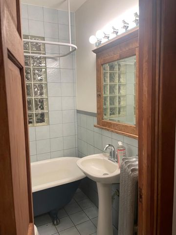 1689 Dayton Avenue, Saint Paul, MN 55104