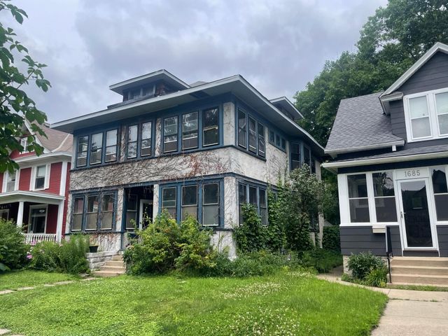 1689 Dayton Avenue, Saint Paul, MN 55104