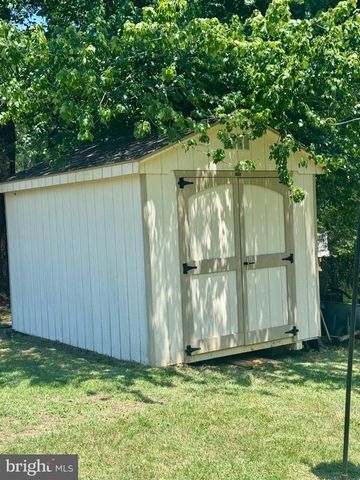 3508 LEN HART LN, Fredericksburg, VA 22408