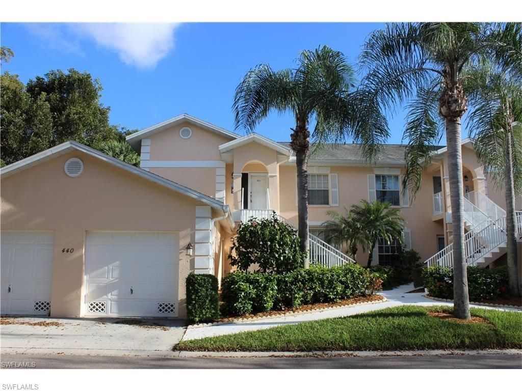 440 Wiggins Lake CT 201, Naples, FL 34110