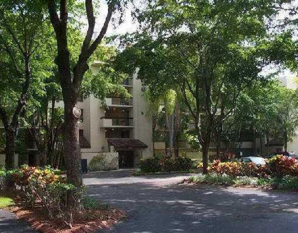 825 Egret Circle 206, Delray Beach, FL 33444