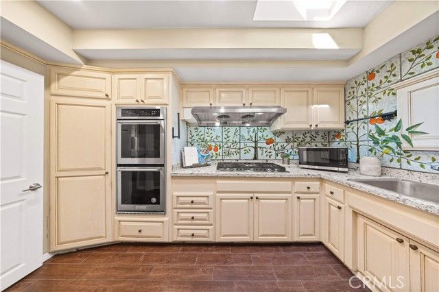 573 Fairview Avenue, Arcadia, CA 91007