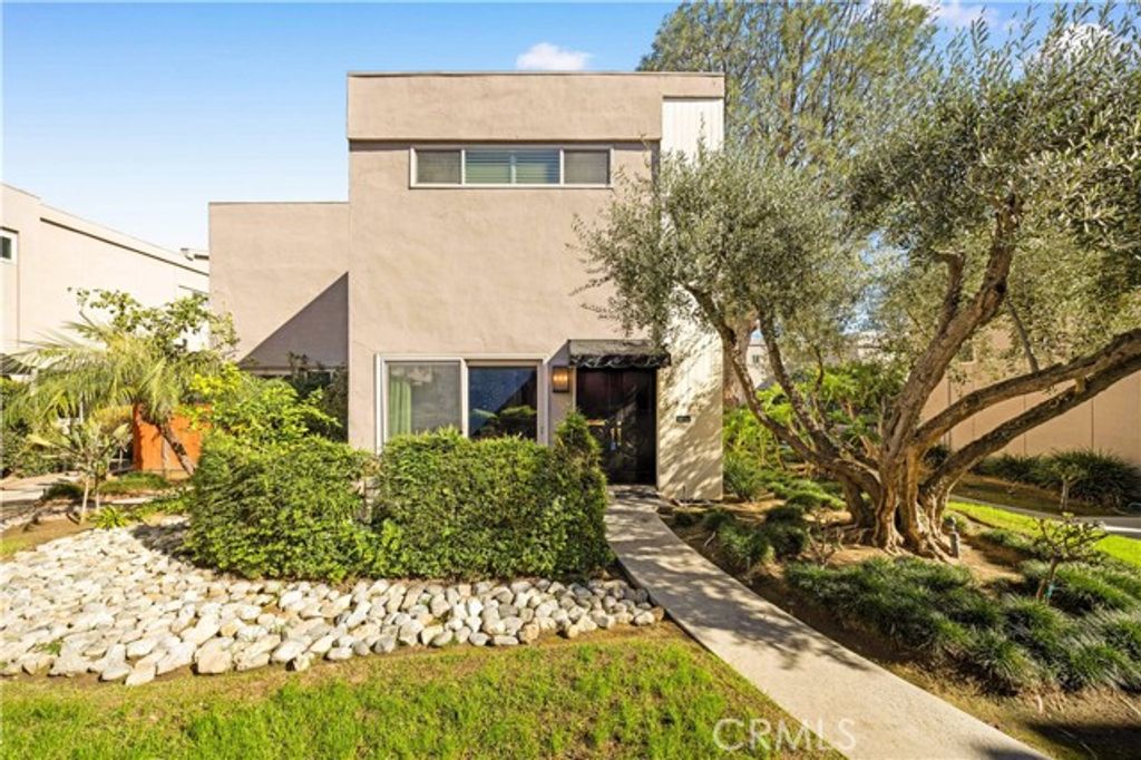 573 Fairview Avenue, Arcadia, CA 91007