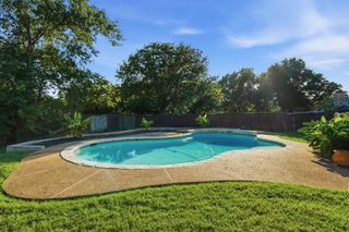 8516 Crestview Drive, North Richland Hills, TX 76182