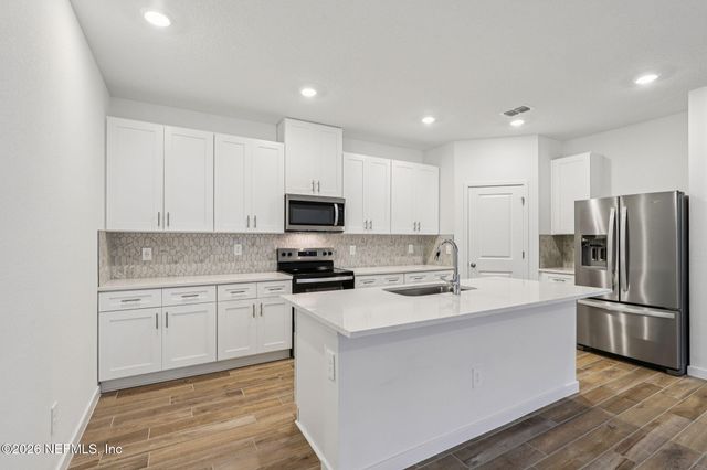 7754 CAHILL Lane, Jacksonville, FL 32219