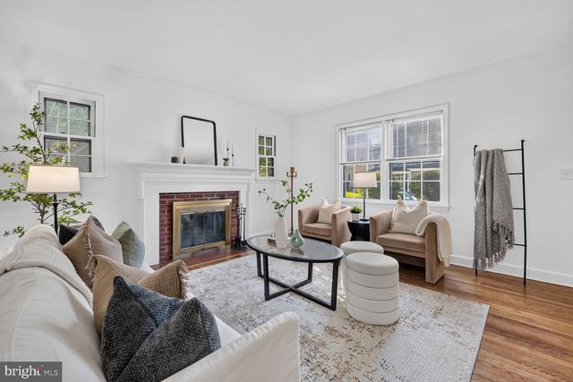541 BRENT, Rockville, MD 20850