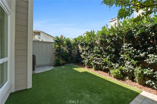 101 Aspen, Costa Mesa, CA 92627