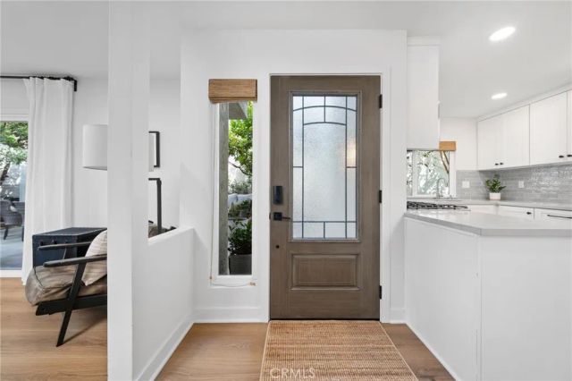 101 Aspen, Costa Mesa, CA 92627