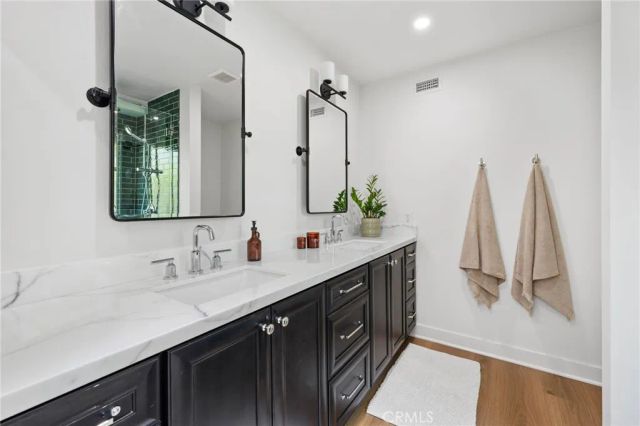 101 Aspen, Costa Mesa, CA 92627