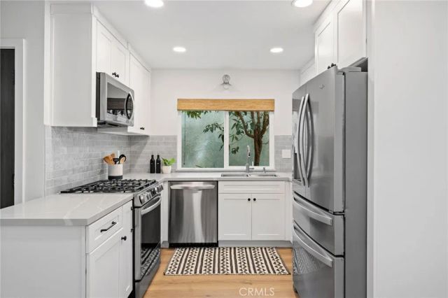 101 Aspen, Costa Mesa, CA 92627